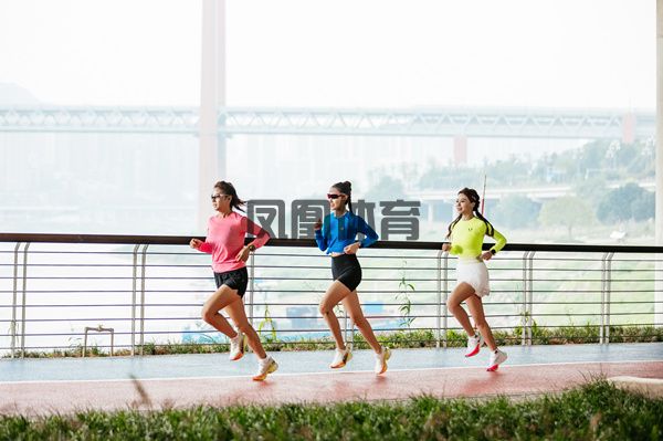 凤凰体育高清画质设置-3月23日北滨路15万人竞技2025重庆女子半马(图1)